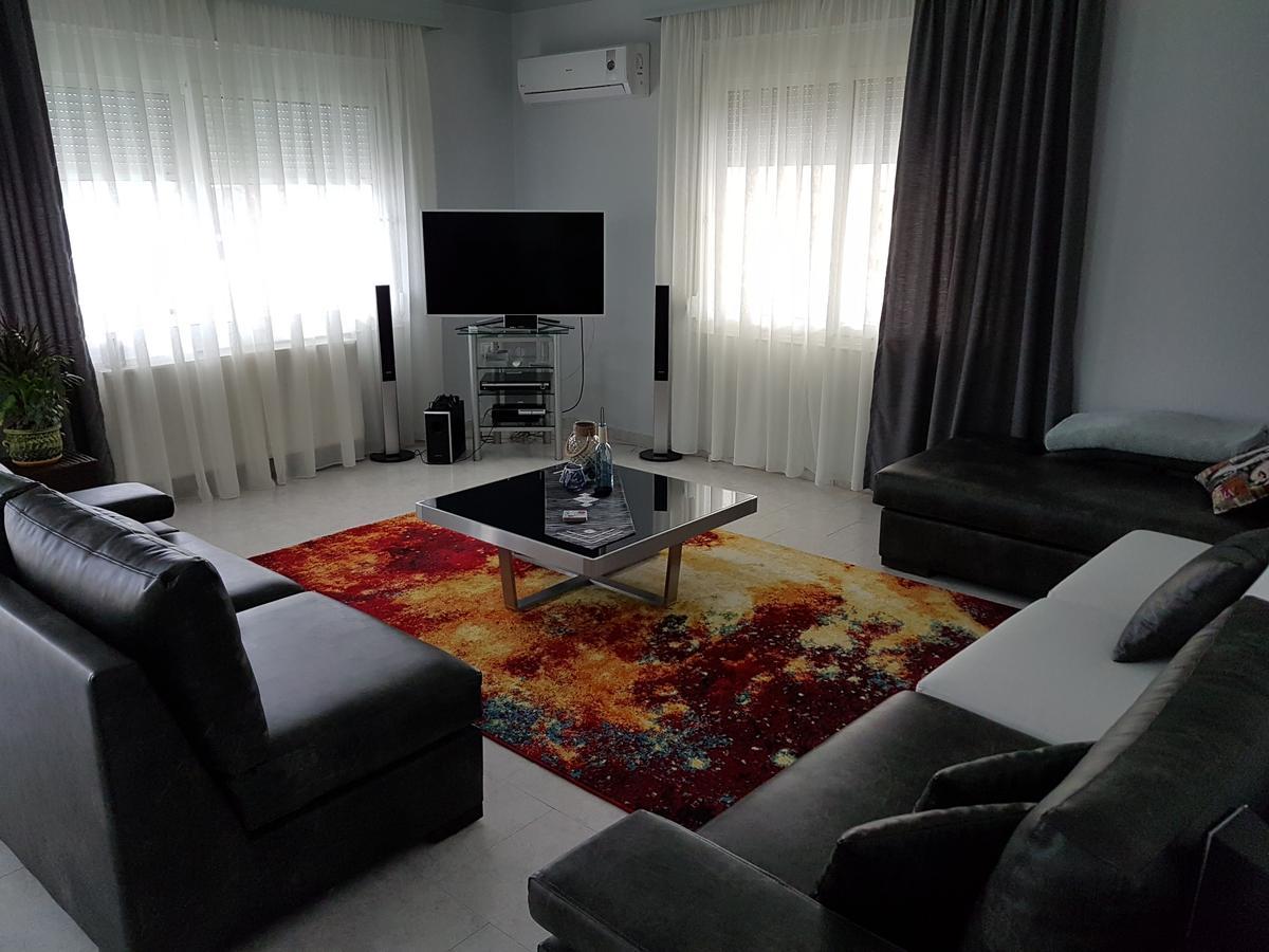Bourlis Apartments Asproválta Exteriér fotografie